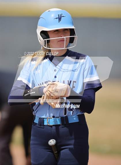 Thumbnail 3 in Westlake vs. Timpview (Bengal Bash) photogallery.