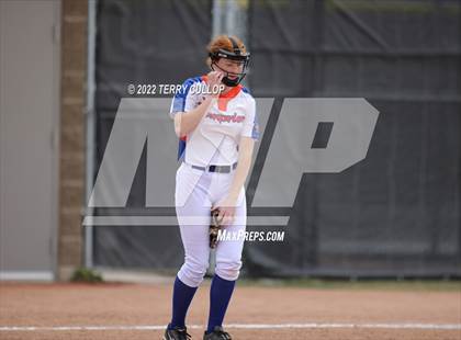 Thumbnail 1 in Westlake vs. Timpview (Bengal Bash) photogallery.