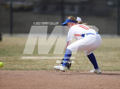 Thumbnail 2 in Westlake vs. Timpview (Bengal Bash) photogallery.