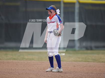 Thumbnail 3 in Westlake vs. Timpview (Bengal Bash) photogallery.