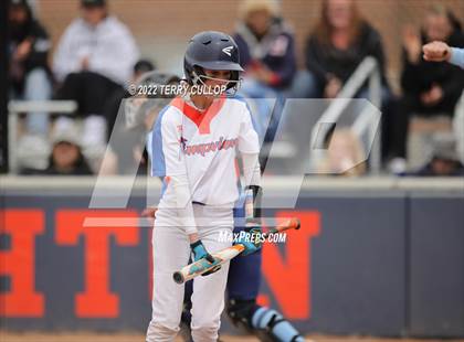 Thumbnail 2 in Westlake vs. Timpview (Bengal Bash) photogallery.