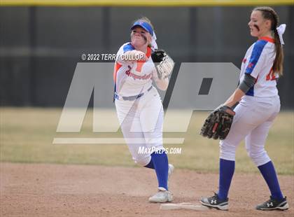 Thumbnail 2 in Westlake vs. Timpview (Bengal Bash) photogallery.