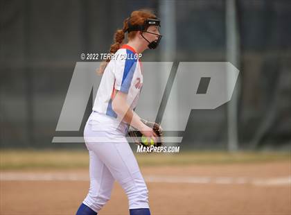 Thumbnail 3 in Westlake vs. Timpview (Bengal Bash) photogallery.