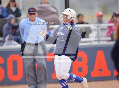 Thumbnail 2 in Westlake vs. Timpview (Bengal Bash) photogallery.