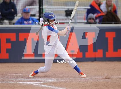 Thumbnail 3 in Westlake vs. Timpview (Bengal Bash) photogallery.