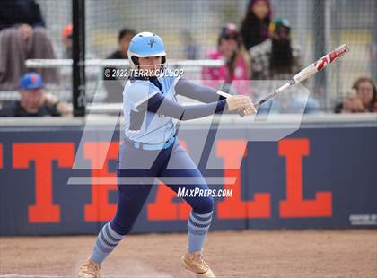 Thumbnail 2 in Westlake vs. Timpview (Bengal Bash) photogallery.