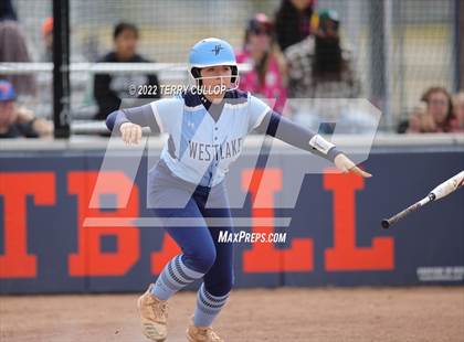 Thumbnail 3 in Westlake vs. Timpview (Bengal Bash) photogallery.