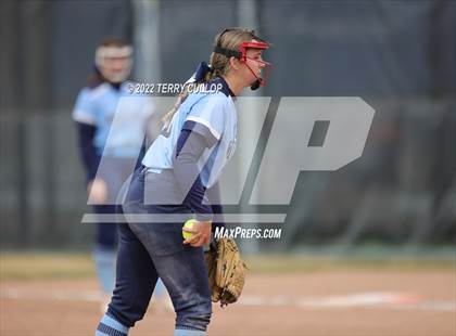 Thumbnail 2 in Westlake vs. Timpview (Bengal Bash) photogallery.