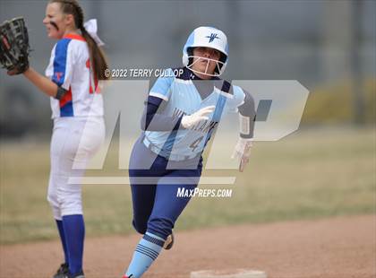 Thumbnail 3 in Westlake vs. Timpview (Bengal Bash) photogallery.