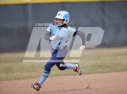 Thumbnail 2 in Westlake vs. Timpview (Bengal Bash) photogallery.