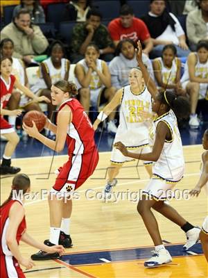 Thumbnail 1 in Pinole Valley vs Carondelet (NCS D2 Final) photogallery.