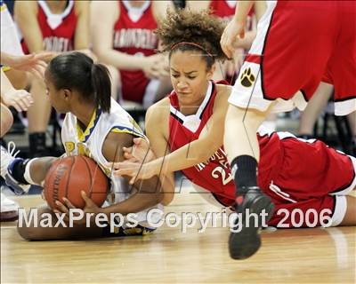 Thumbnail 3 in Pinole Valley vs Carondelet (NCS D2 Final) photogallery.
