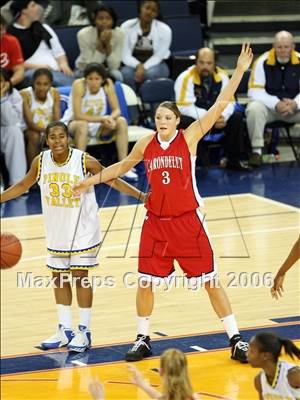 Thumbnail 2 in Pinole Valley vs Carondelet (NCS D2 Final) photogallery.