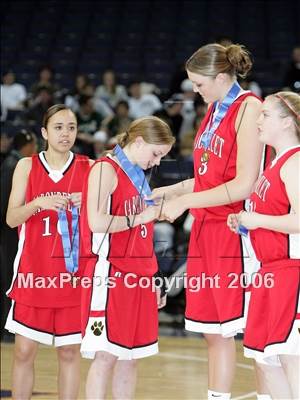 Thumbnail 1 in Pinole Valley vs Carondelet (NCS D2 Final) photogallery.