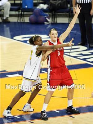 Thumbnail 2 in Pinole Valley vs Carondelet (NCS D2 Final) photogallery.