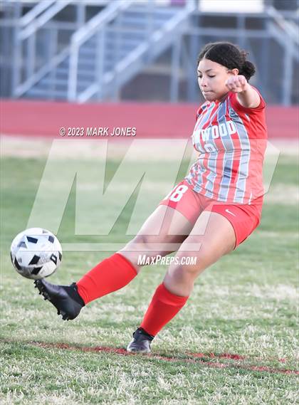 Thumbnail 3 in Ironwood vs. Mountain Pointe (Senior Night) photogallery.