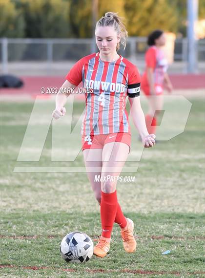 Thumbnail 2 in Ironwood vs. Mountain Pointe (Senior Night) photogallery.