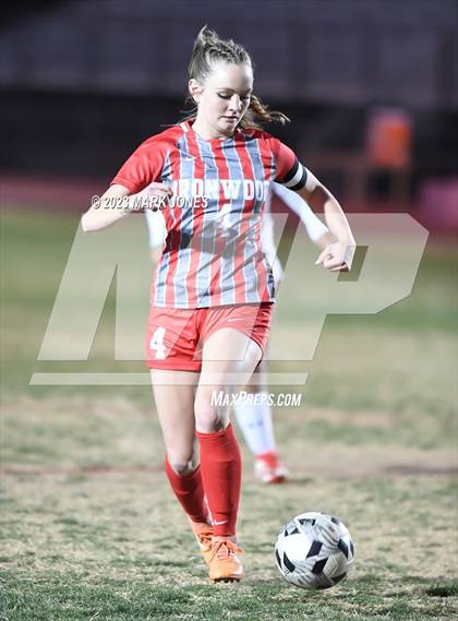 Thumbnail 2 in Ironwood vs. Mountain Pointe (Senior Night) photogallery.