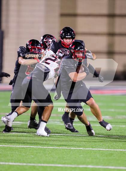 Thumbnail 2 in Mustang vs Union (OSSAA 6A-1 Round 1) photogallery.