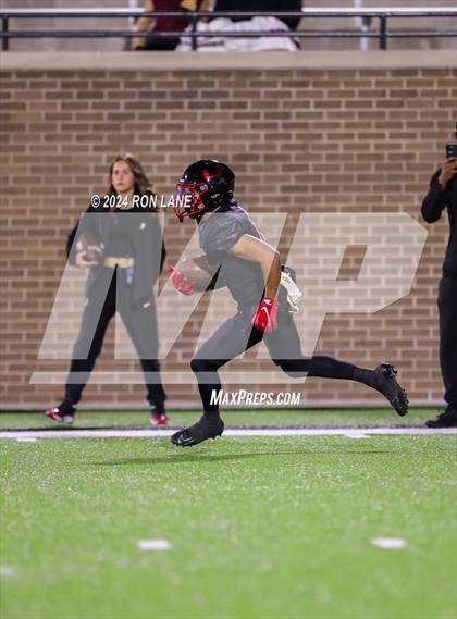 Thumbnail 1 in Mustang vs Union (OSSAA 6A-1 Round 1) photogallery.