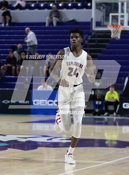 Thumbnail 2 in Columbus vs Myers Park (City of Palms Classic) photogallery.