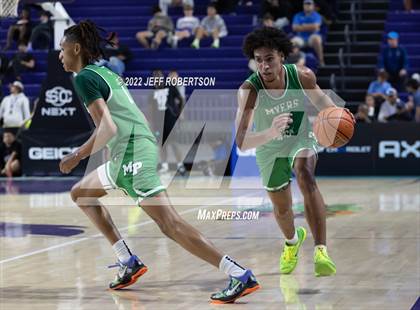 Thumbnail 3 in Columbus vs Myers Park (City of Palms Classic) photogallery.