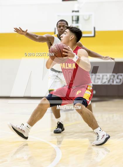 Thumbnail 2 in Palma v Monterey (Joe Schram Holiday Tournament) photogallery.