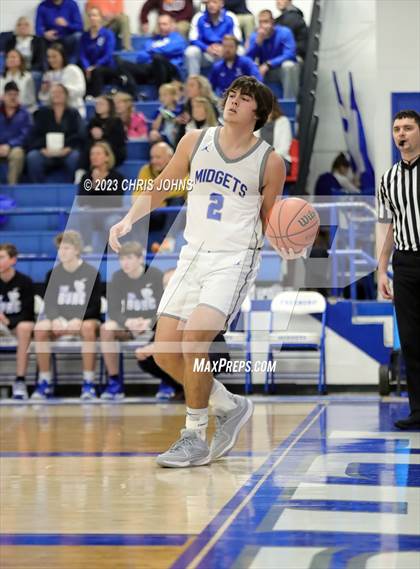 Thumbnail 2 in Gibault Catholic @ Freeburg photogallery.