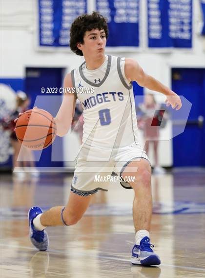 Thumbnail 3 in Gibault Catholic @ Freeburg photogallery.