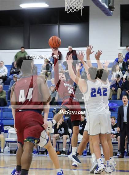 Thumbnail 1 in Gibault Catholic @ Freeburg photogallery.