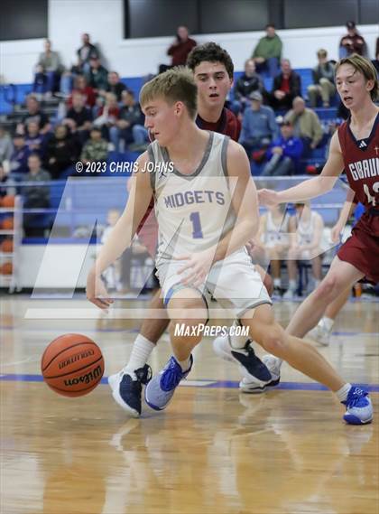Thumbnail 1 in Gibault Catholic @ Freeburg photogallery.