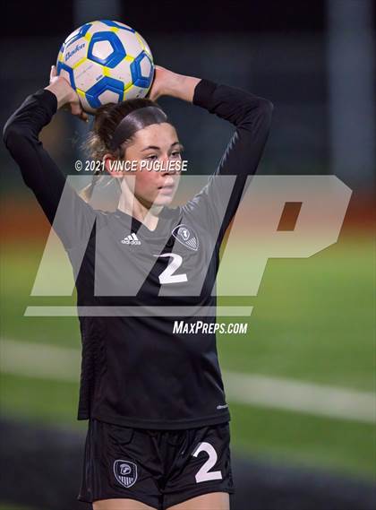 Thumbnail 1 in Curtis vs Union (WIAA 4A Tournament) photogallery.