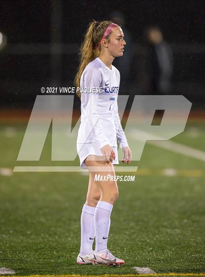 Thumbnail 1 in Curtis vs Union (WIAA 4A Tournament) photogallery.