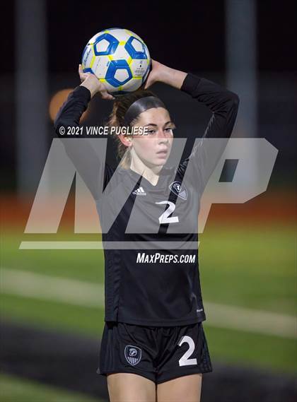 Thumbnail 2 in Curtis vs Union (WIAA 4A Tournament) photogallery.