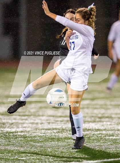 Thumbnail 1 in Curtis vs Union (WIAA 4A Tournament) photogallery.