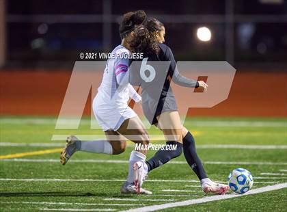 Thumbnail 1 in Curtis vs Union (WIAA 4A Tournament) photogallery.