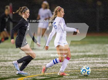 Thumbnail 3 in Curtis vs Union (WIAA 4A Tournament) photogallery.