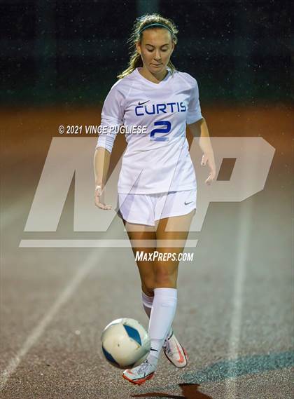 Thumbnail 2 in Curtis vs Union (WIAA 4A Tournament) photogallery.