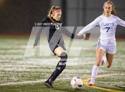 Thumbnail 3 in Curtis vs Union (WIAA 4A Tournament) photogallery.