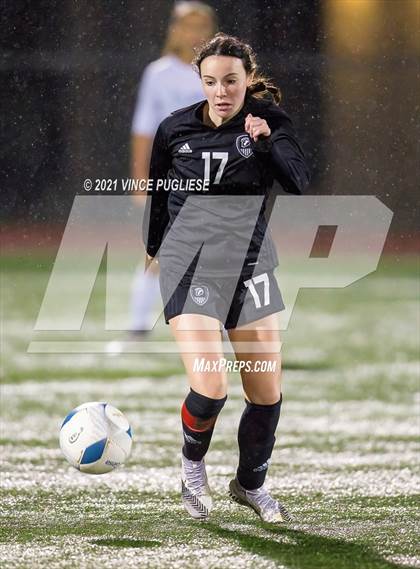 Thumbnail 1 in Curtis vs Union (WIAA 4A Tournament) photogallery.