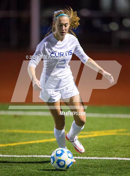 Thumbnail 1 in Curtis vs Union (WIAA 4A Tournament) photogallery.