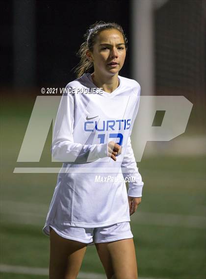 Thumbnail 2 in Curtis vs Union (WIAA 4A Tournament) photogallery.
