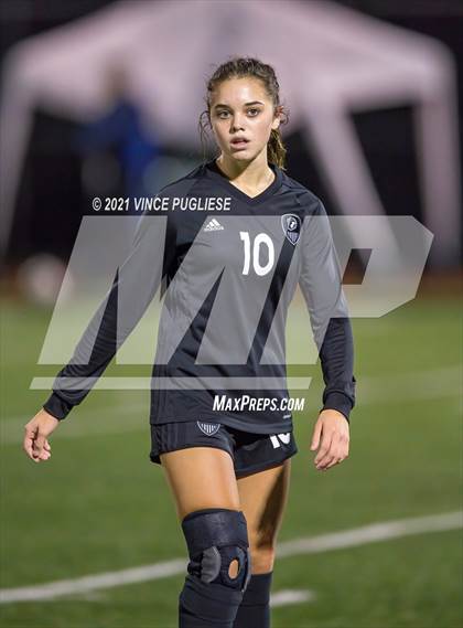 Thumbnail 1 in Curtis vs Union (WIAA 4A Tournament) photogallery.