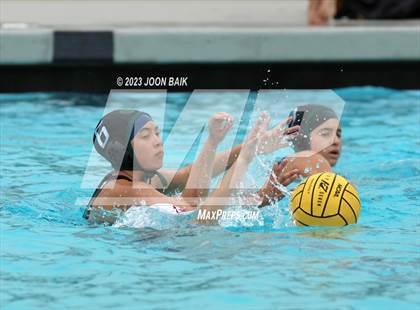 Thumbnail 2 in Moreau Catholic vs Albany (Battle of the Bay) photogallery.