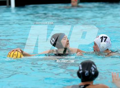 Thumbnail 1 in Moreau Catholic vs Albany (Battle of the Bay) photogallery.