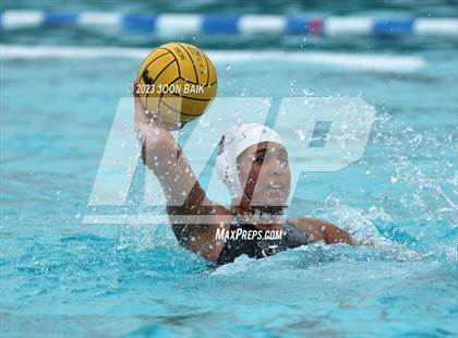 Thumbnail 2 in Moreau Catholic vs Albany (Battle of the Bay) photogallery.