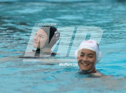 Thumbnail 3 in Moreau Catholic vs Albany (Battle of the Bay) photogallery.