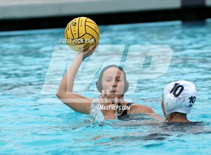 Thumbnail 1 in Moreau Catholic vs Albany (Battle of the Bay) photogallery.