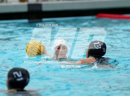 Thumbnail 2 in Moreau Catholic vs Albany (Battle of the Bay) photogallery.