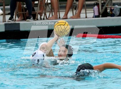 Thumbnail 1 in Moreau Catholic vs Albany (Battle of the Bay) photogallery.